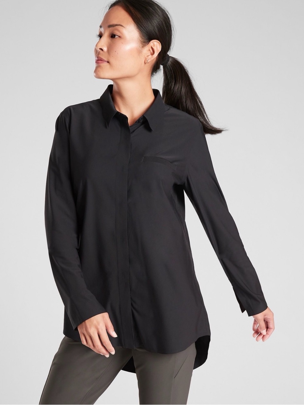🖤 Athleta Urbanite Top 2.0 Black Performance Button Down Shirt Size M